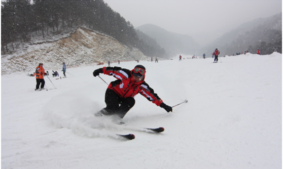 临安大明山滑雪场