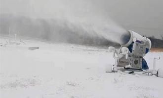 滑雪场人工造雪机造的雪和天然雪哪个更环保？