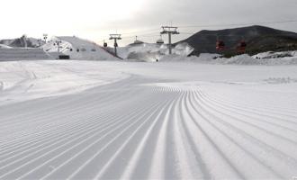 新疆乌鲁木齐蓝天滑雪场