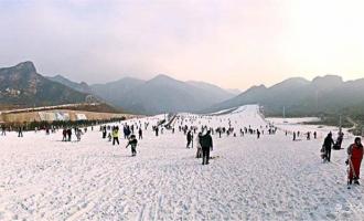 北京延庆八达岭滑雪场