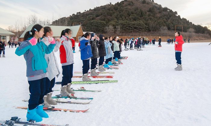 教育部：2020年遴选2000所冰雪运动特色学校