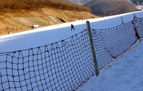 滑雪场建设