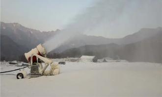 你知道造雪机吹出来的雪是用什么材料造出来的吗