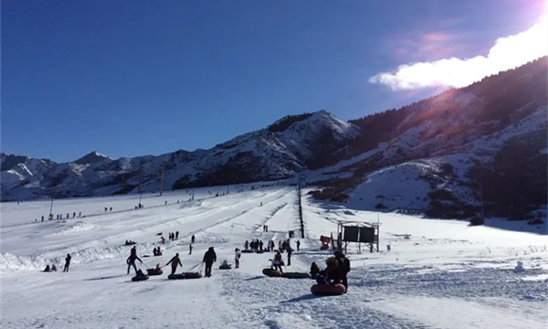 室外滑雪场