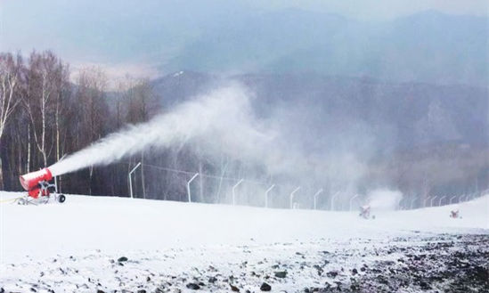 滑雪场造雪机