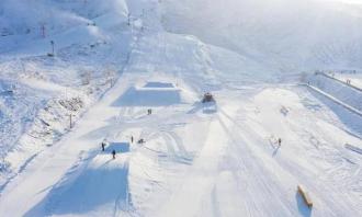 加快建设国家冰雪运动“南展示范区”——湖北大力推动冰雪运动全面发展